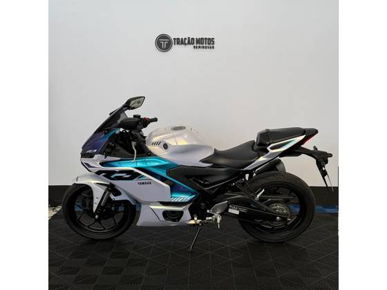 YAMAHA YZF R3 ABS CONNECTED 